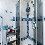 Stylish 1br Kalaranna, Walk To Old Town, Port, Cafes *