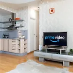 Stylish 1br Kalaranna, Walk To Old Town, Port, Cafes *
