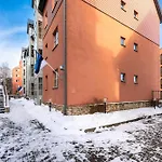 Stylish 1br Kalaranna, Walk To Old Town, Port, Cafes 아파트 탈린