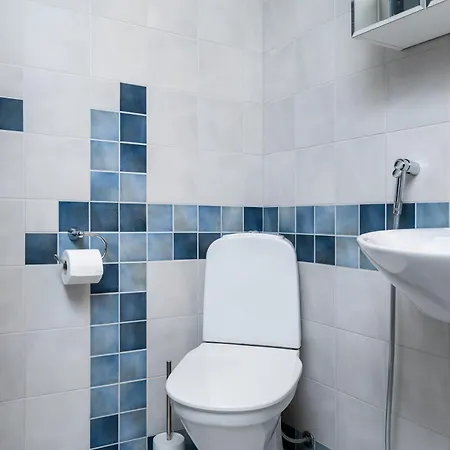 Stylish 1br Kalaranna, Walk To Old Town, Port, Cafés *