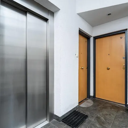 Stylish 1br Kalaranna, Walk To Old Town, Port, Cafes Apartment Tallinn