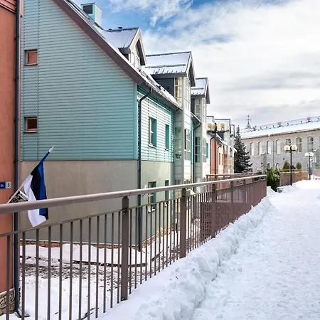 Stylish 1br Kalaranna, Walk To Old Town, Port, Cafés