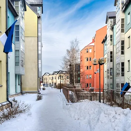 Stylish 1br Kalaranna, Walk To Old Town, Port, Cafés Apartamento