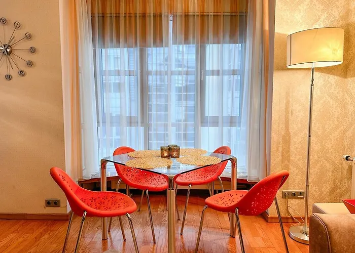 Stylish 1br Kalaranna, Walk To Old Town, Port, Cafes 公寓 *