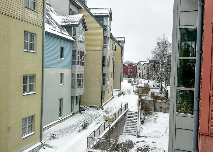 Stylish 1br Kalaranna, Walk To Old Town, Port, Cafes 公寓 *