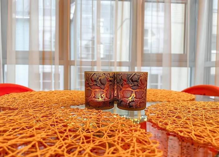 Stylish 1br Kalaranna, Walk To Old Town, Port, Cafés *