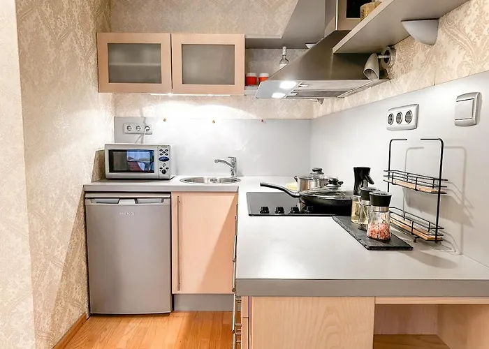 Stylish 1br Kalaranna, Walk To Old Town, Port, Cafés * Tallin