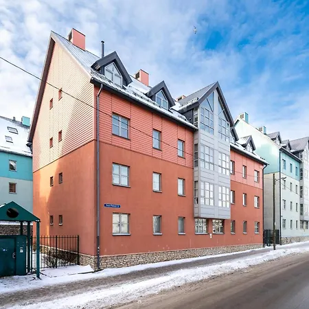 Stylish 1br Kalaranna, Walk To Old Town, Port, Cafés * Tallin